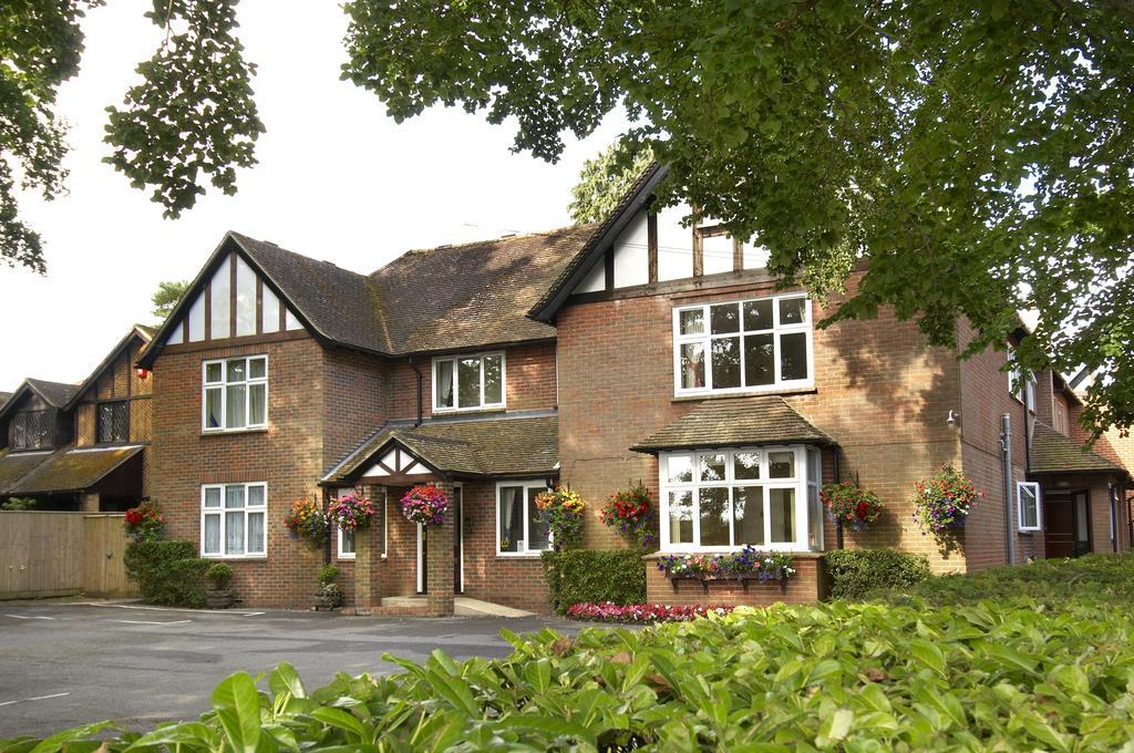 The Pilgrim'S Guest House Newbury  Exterior photo